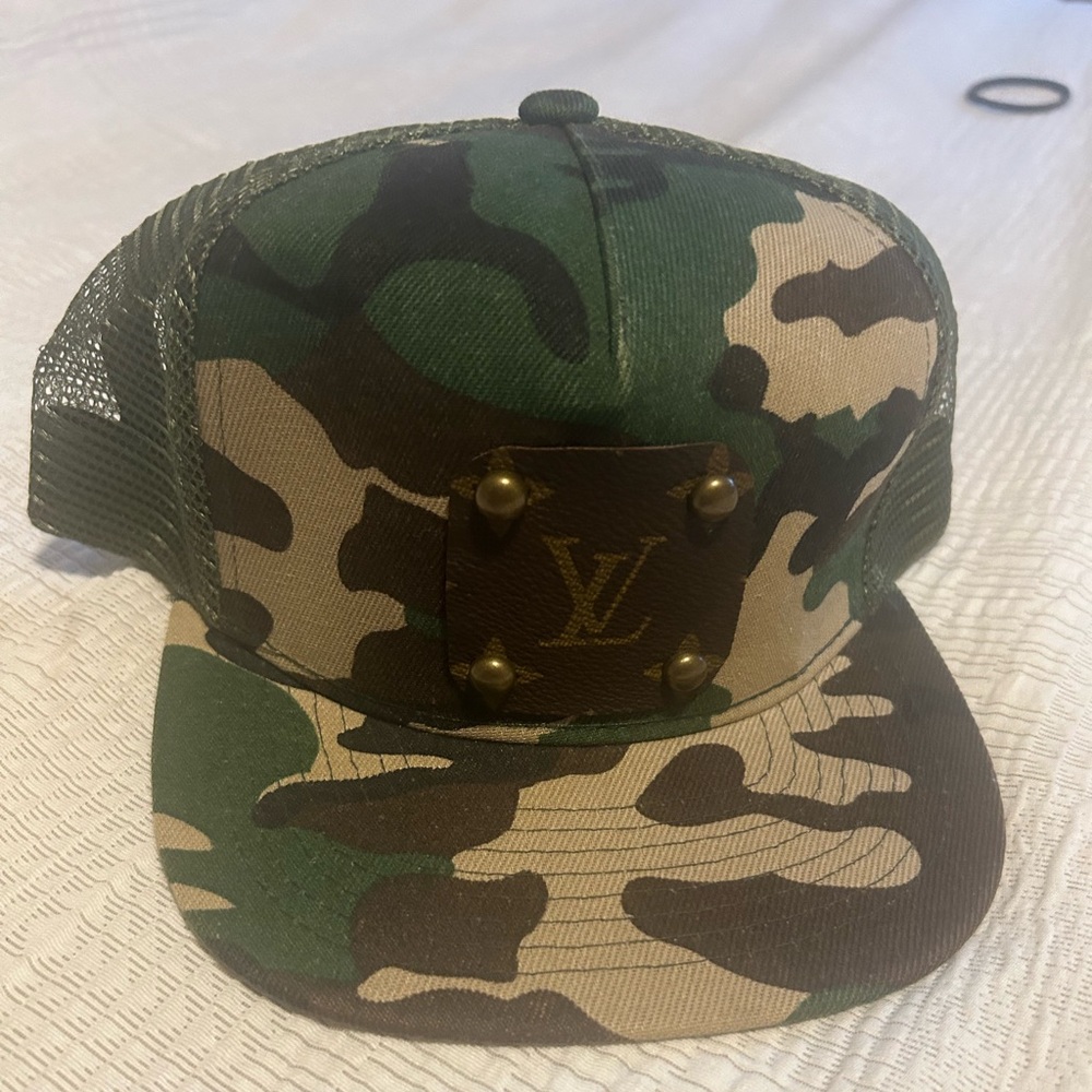 Camo hat new